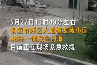 RJ：邓肯说他巅峰过后&约基奇巅峰之前两人交手过 自己表现还凑合